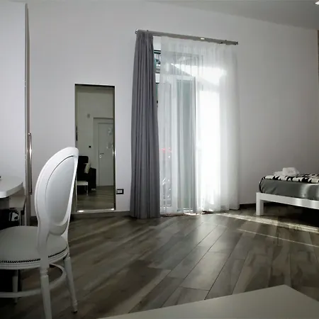 Hermes Rooms For Tourists-2